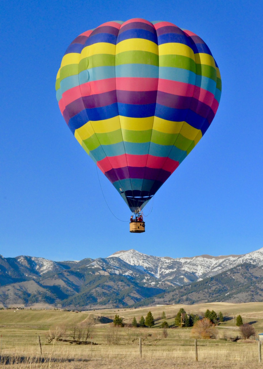 beautiful colorful hot air balloon rides in montana